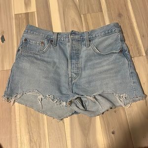 levis 501 cutoff jean shorts